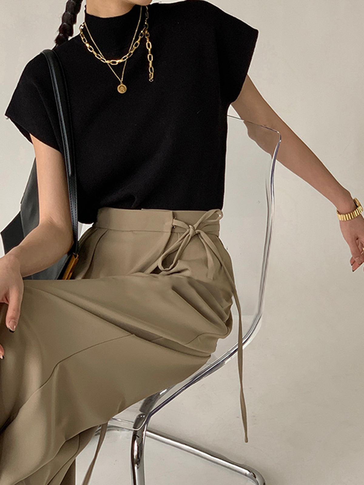 Ärmelloses Stricktop | Hoher Kragen & Fließende Passform | Minimalistisch & Elegant